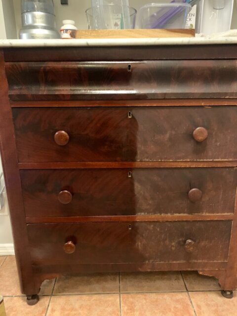 BeewaxGleam™ – Återställ träets lyster på minuter