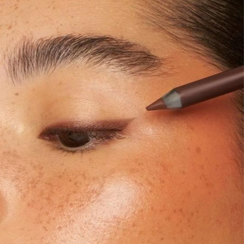Vattentålig och Långvarig Eyelinerpenna i Gelformula